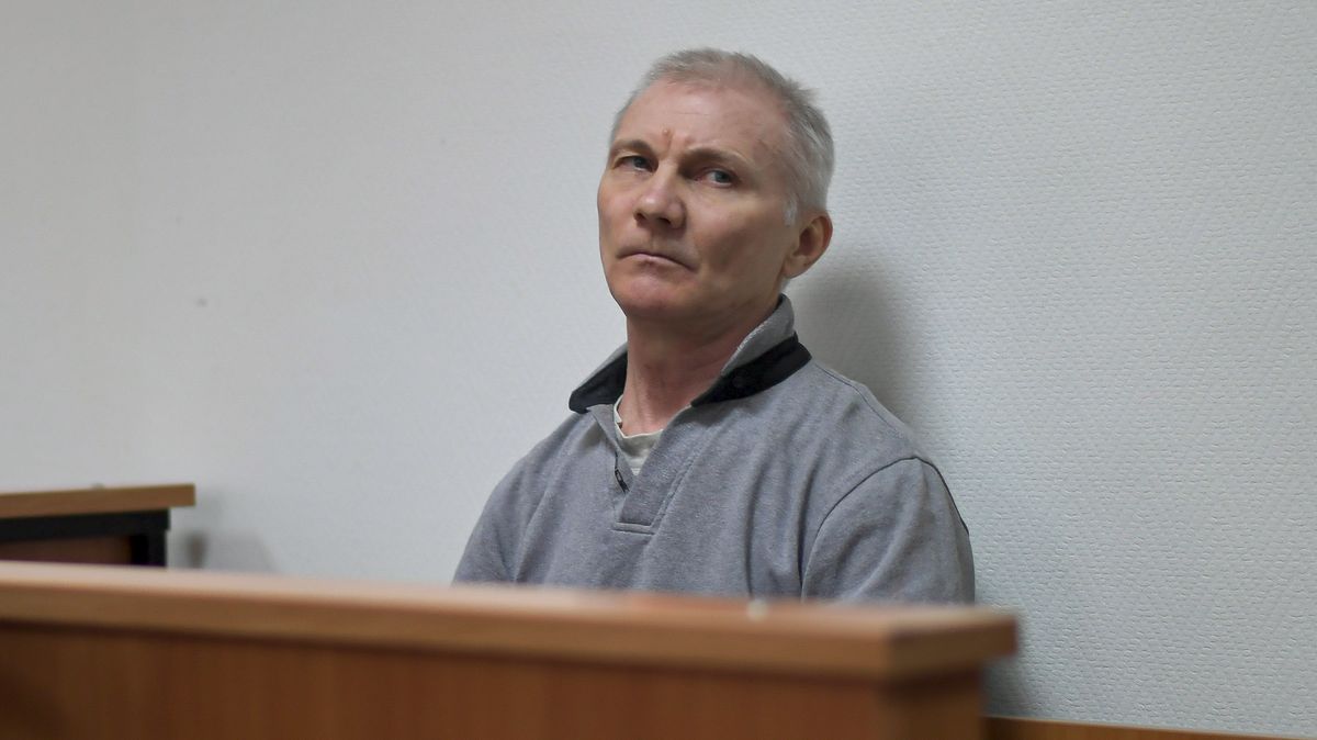 Ruský otec odsouzený v souvislosti s obrázkem dcery byl prý zadržen v Minsku